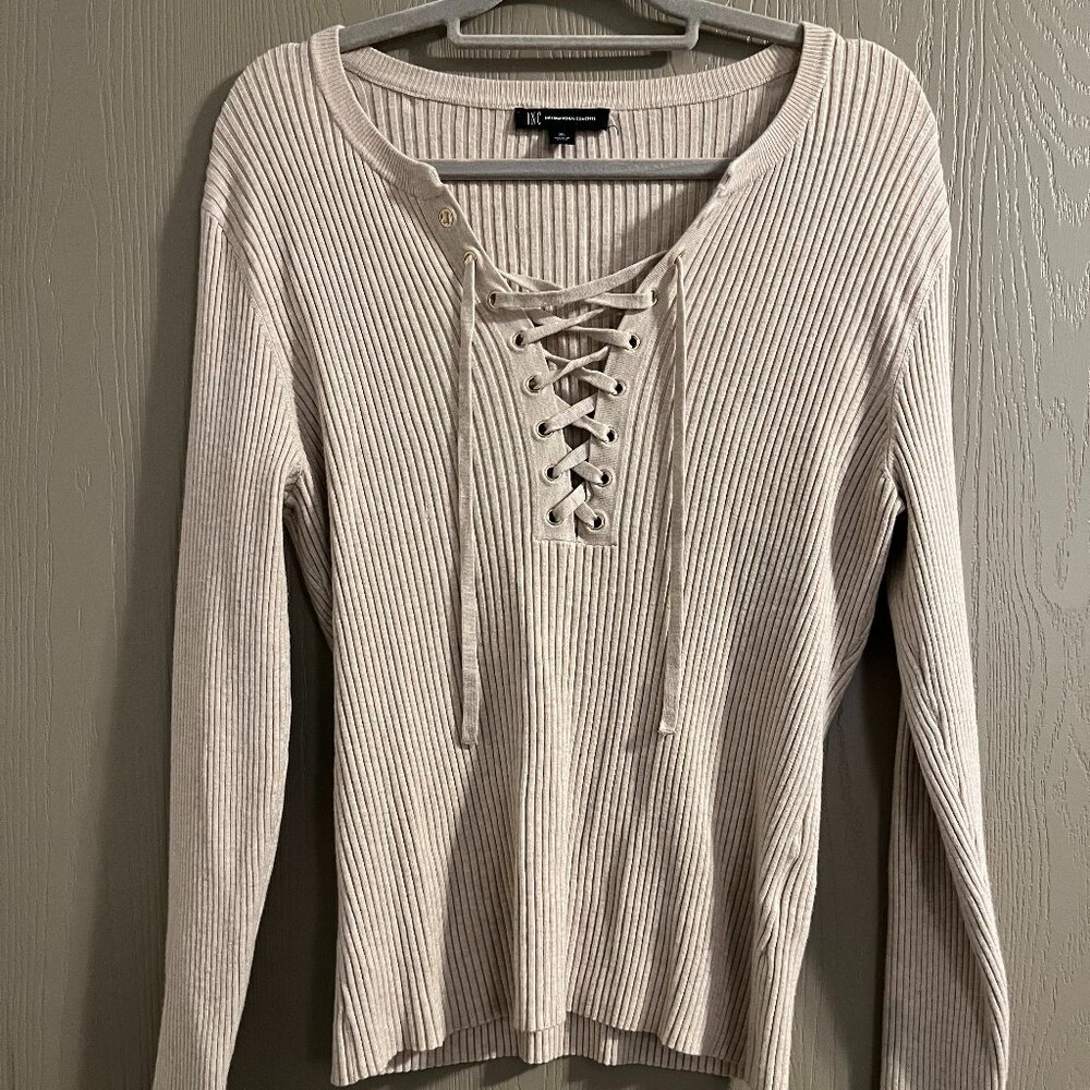 🧶 INC Lace-Up Front Sweater – Size XL (16-18) – Like New